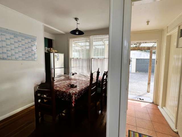 13 Kelkirk street Kelston_2