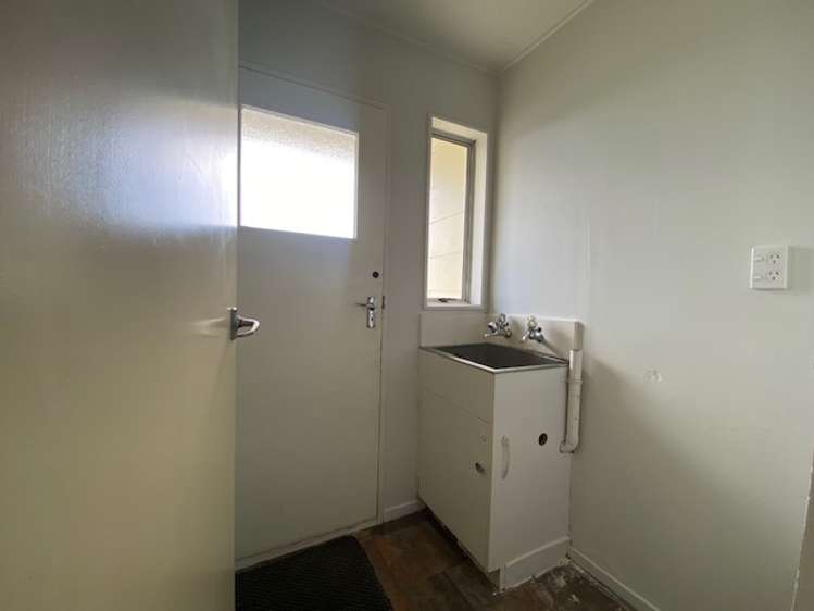 2/248 Flaxmere Avenue 10480_9