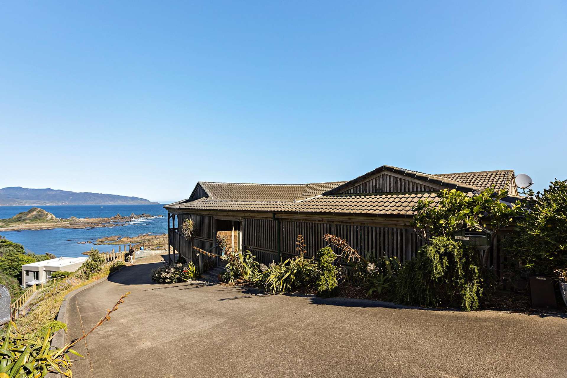 69 High Street Island Bay_0