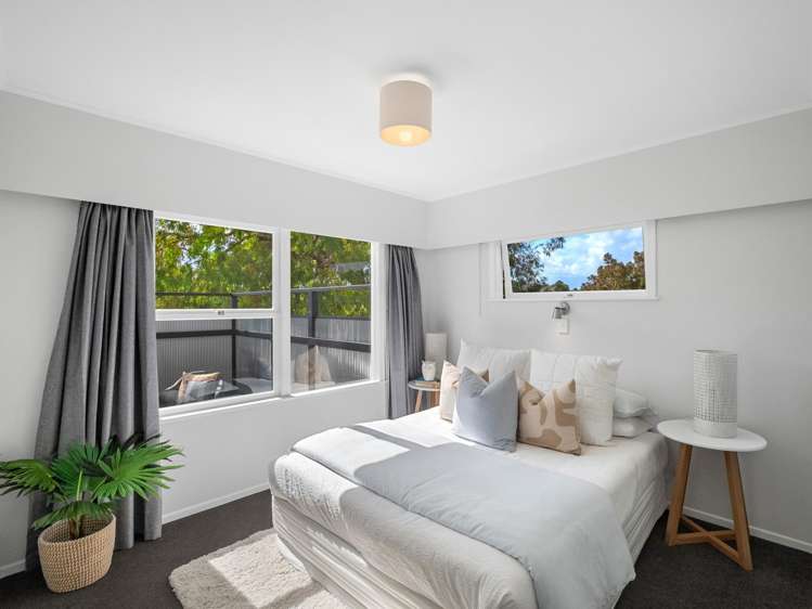 1/6 Tallington Crescent Torbay_8