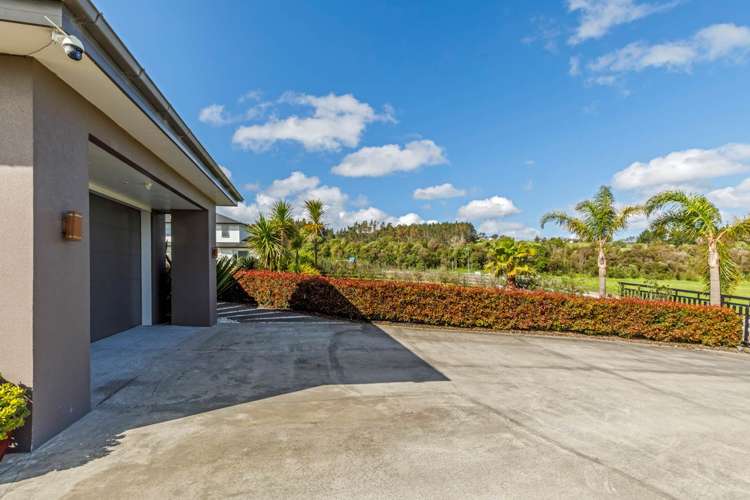 6 Throttle Close Dairy Flat_54