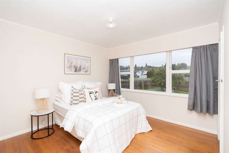 6 Maple Avenue Dinsdale_10