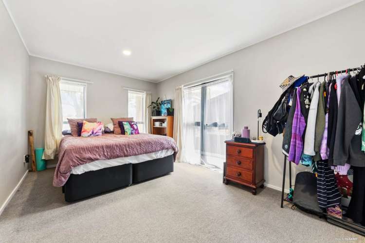 60 Garton Drive Massey_5