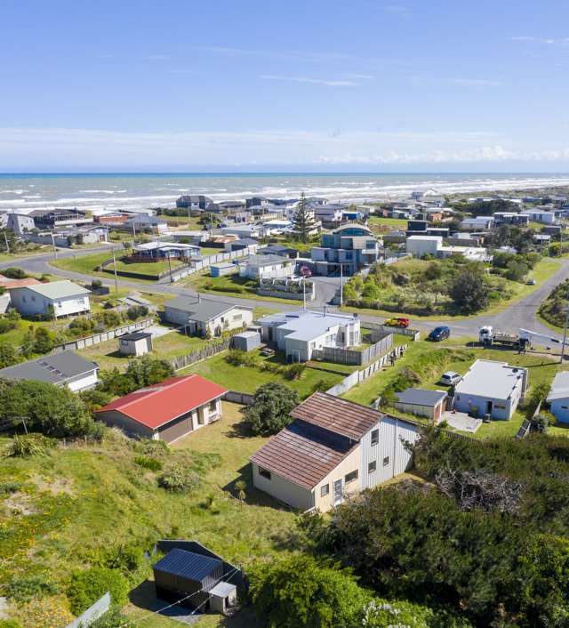 10 Trafalgar Street Foxton Beach_1