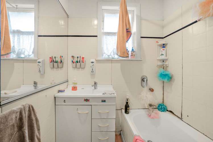 28 Rimu Street Naenae_12