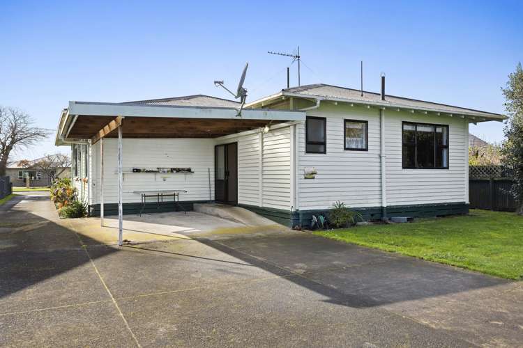 5 Egmont Street Hawera_14