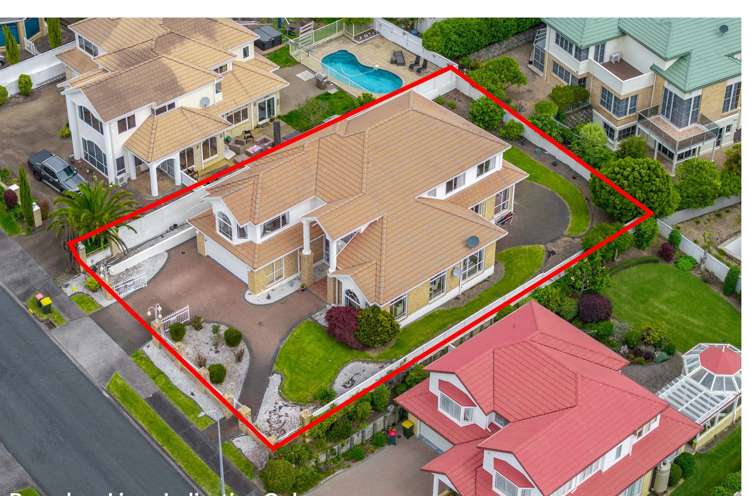 35 McCahill Views Botany Downs_41