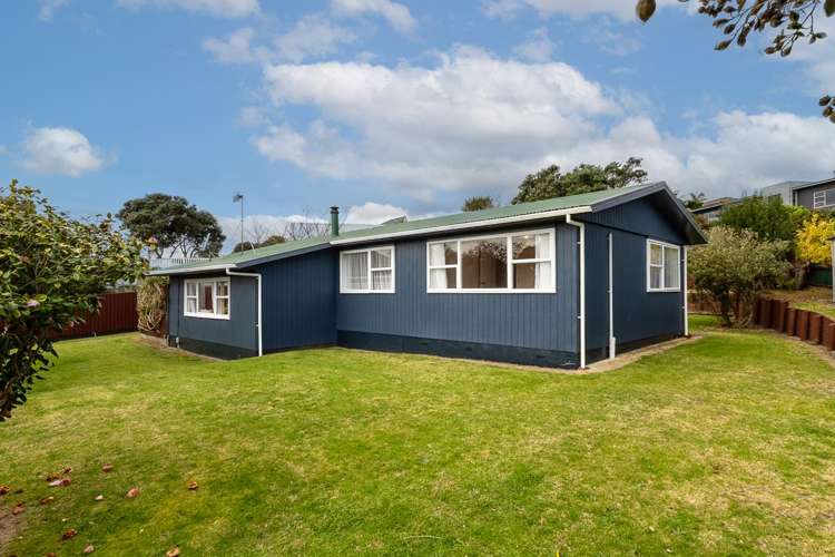 13 Hicks Crescent Waikanae Beach_3