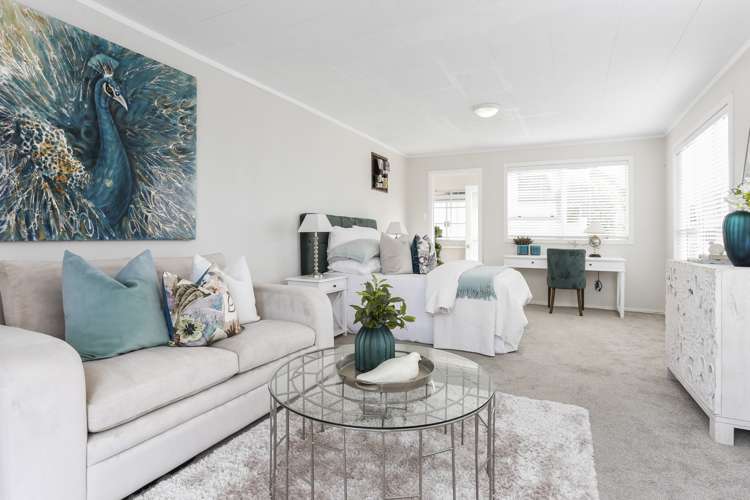 7 Hostel Access Road Eastern Beach_19