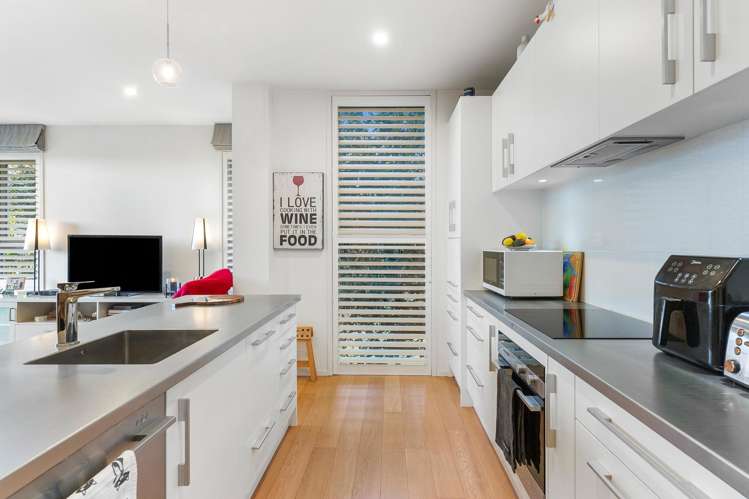 102/54 Surrey Crescent Grey Lynn_5