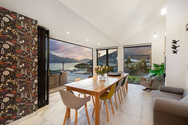 3 Panorama Place Queenstown_14