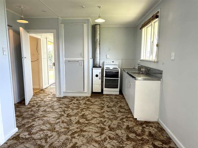 122 Preston Road Greymouth_9