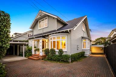 7 View Road_1