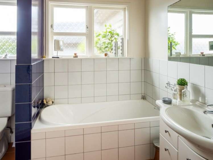 92 Kahu Road Paremata_14