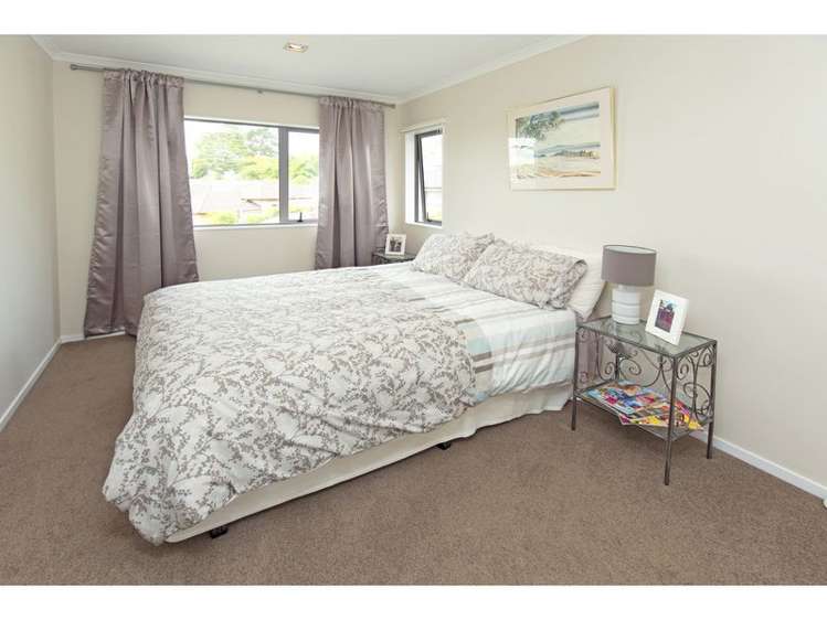 8 Bloomfield Rise Stanmore Bay_5