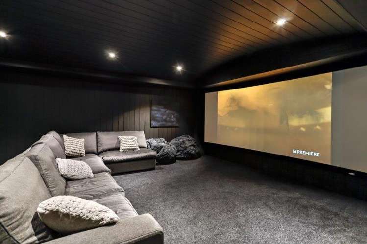 54 Twin Peak View Glenorchy_27