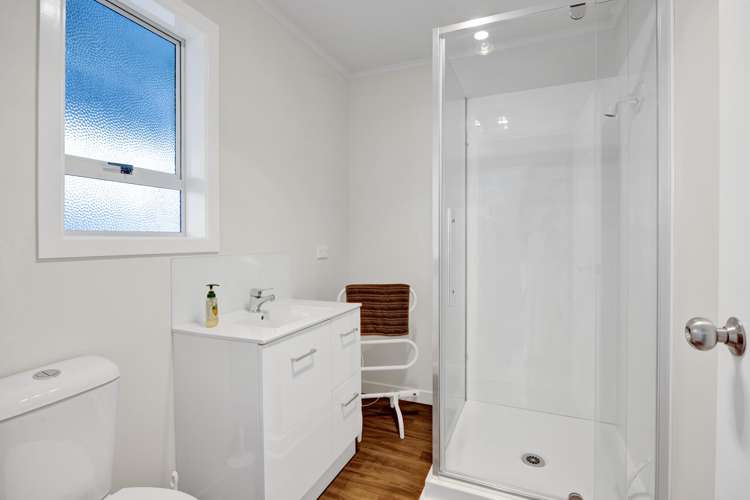12 Terou Street Manaia_10