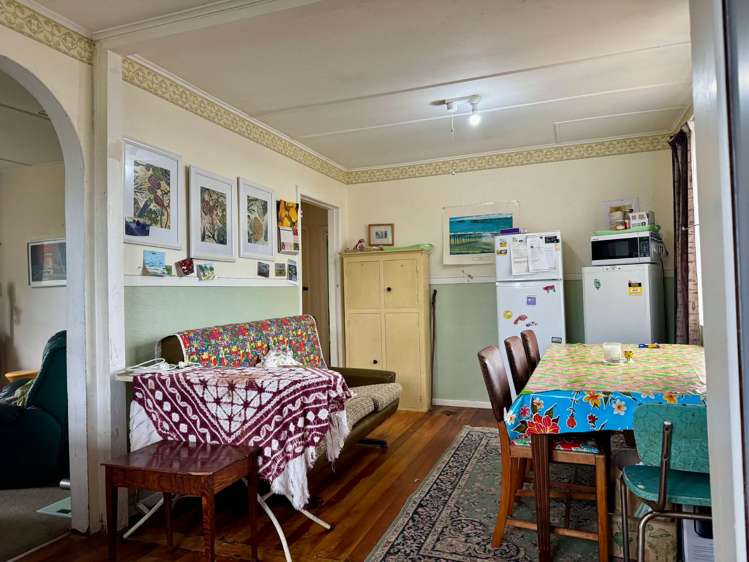 43 Hutchins Street Waitara_3