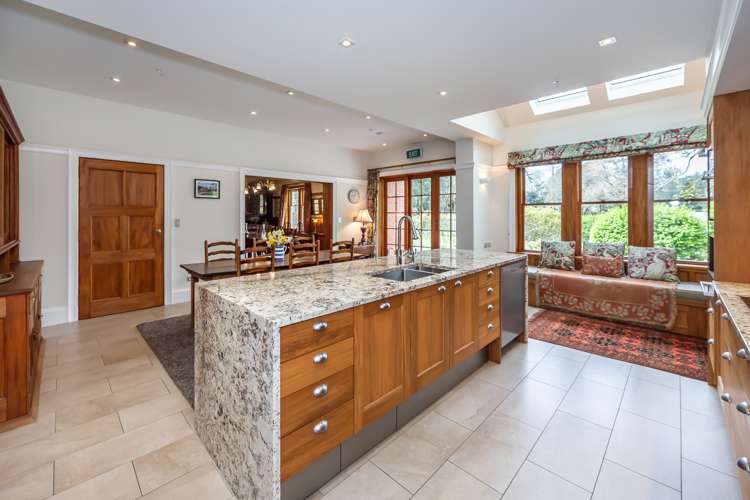 3979 West Coast Road Darfield_12