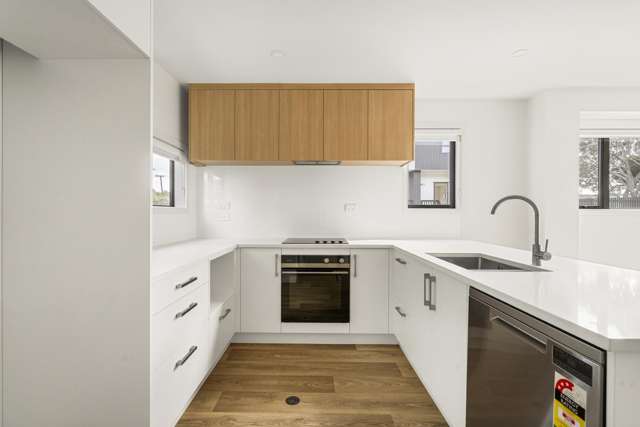 3/75 McAnnalley Street Manurewa East_4