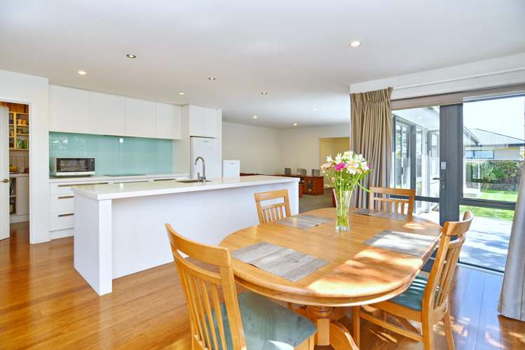 61a Birchfield Avenue Dallington_4