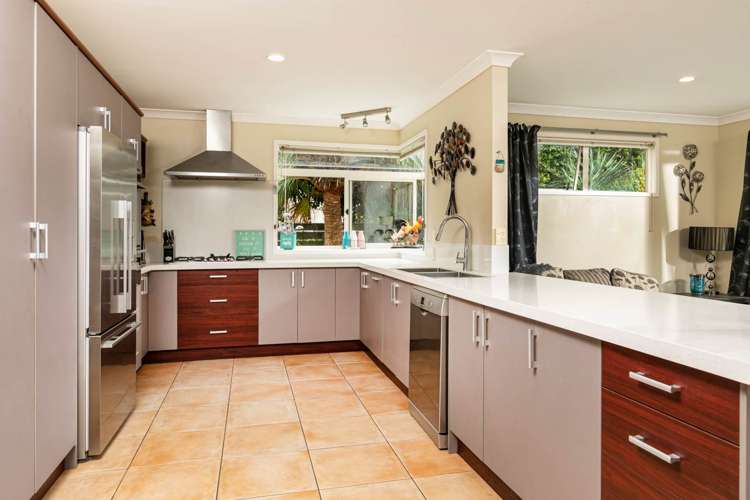 5 Oakway Drive Schnapper Rock_7