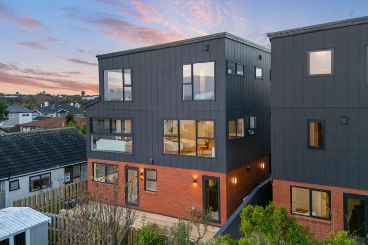 16C Egremont Street Belmont_31