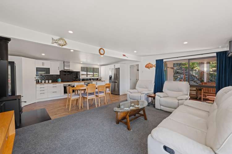 29 Belvue Bay Road Havelock_9