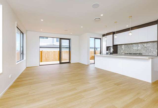 347 Flat Bush School Road Flat Bush_3