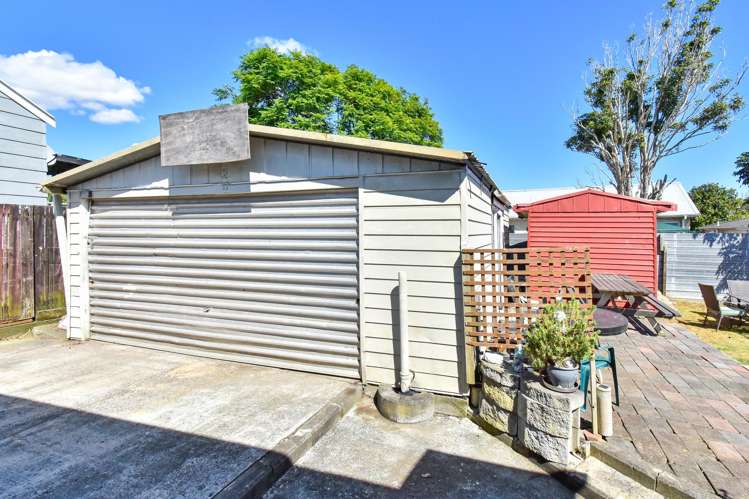 5 Iris Place Clendon Park_13