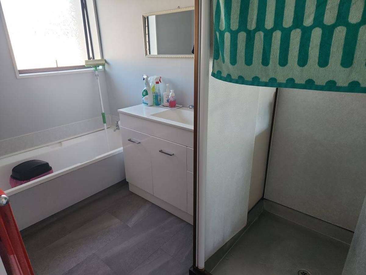 Freshly Updated Two-Bedroom Unit in a Convenient Location 5