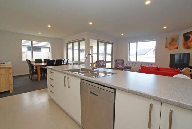 114 Te Manatu Drive Huntington_3