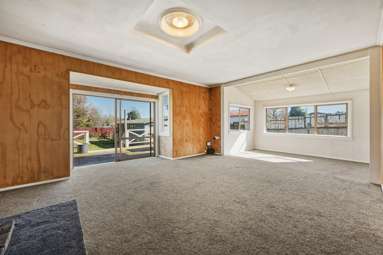 8 Turoa Street_4