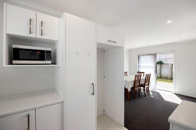 68 Sylvester Crescent 2743_4
