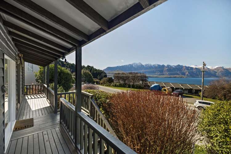 136 Fernhill Road Fernhill/Sunshine Bay_6