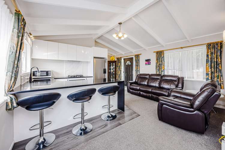 2/40 Laurie Avenue Papakura_5