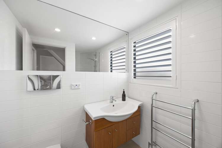 75b Aikmans Road Merivale_5