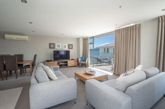 5/2 Lowell Place Waipahihi_2