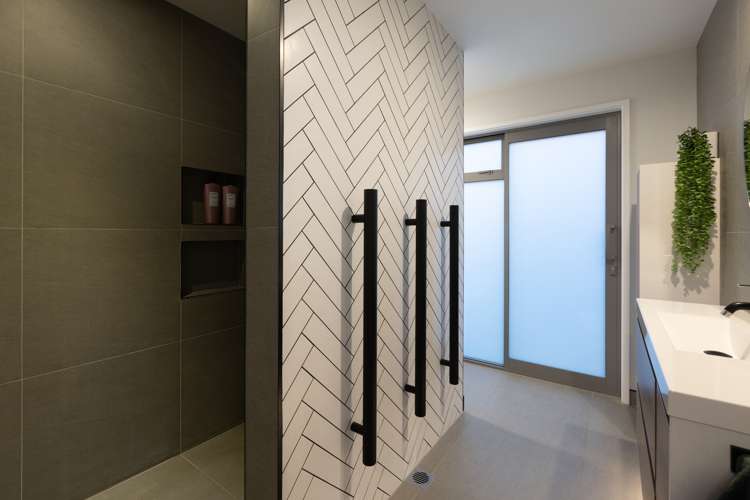 19 Awatira Drive Papamoa_25