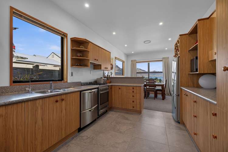 7B York Street Queenstown_11