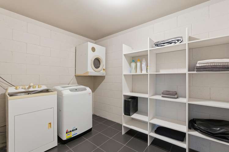 8 Wairere Road Bastia Hill_22