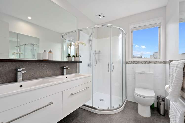 77 Coast Boulevard Papamoa_6