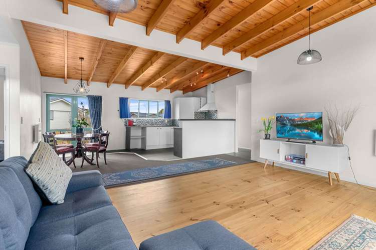 2 Te Whai Street Mangawhai Heads_3