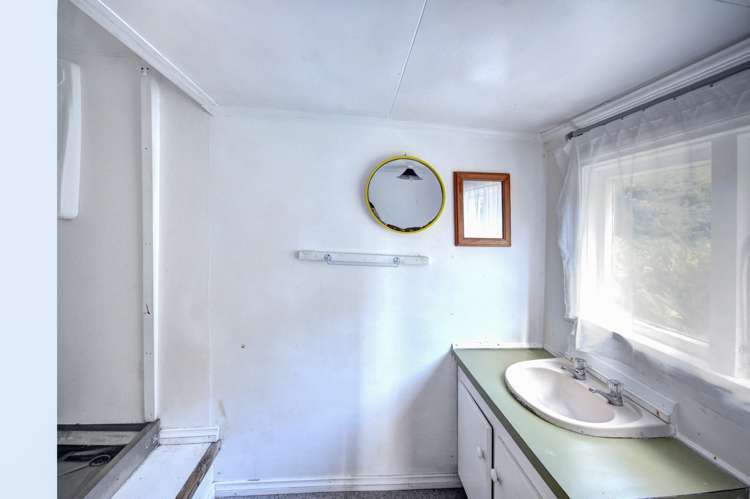 59 Harbour Terrace Careys Bay_7