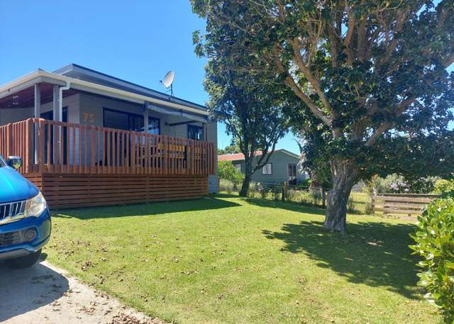 75 Kon Tiki Road 1042_1