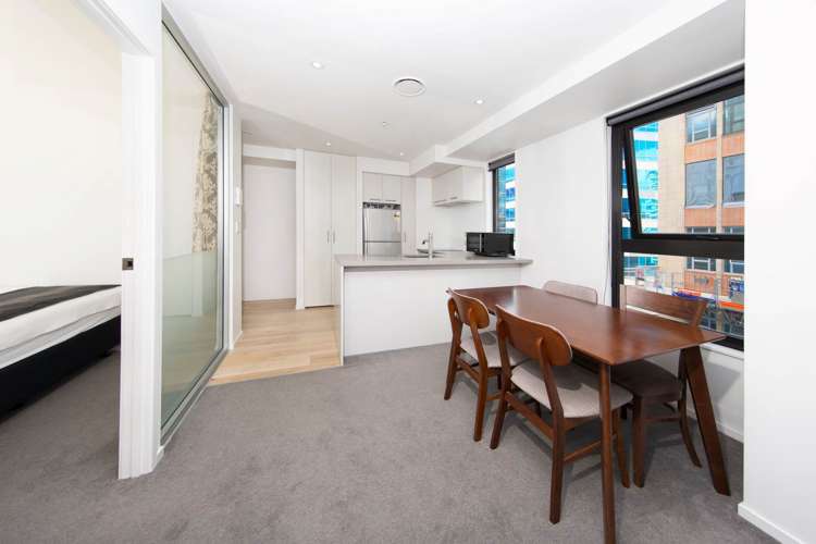 710/8 Airedale Street City Centre_6