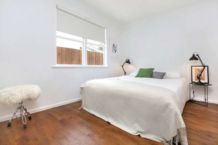 112 Cobham Crescent Kelston_12