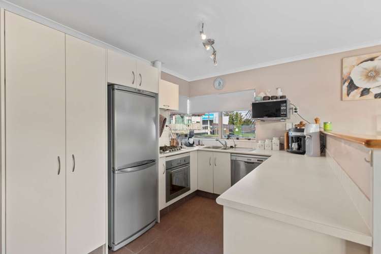 54 Armada Drive Ranui_9