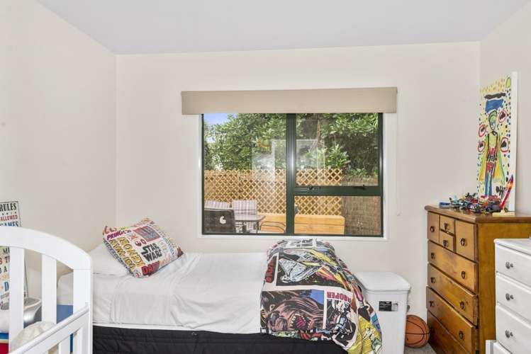 12a Tuakana Street Point England_13