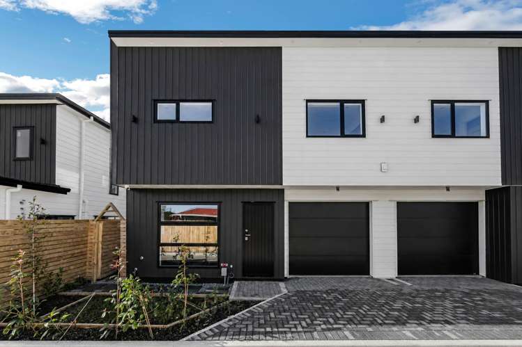 Lot 1-4/71 Pah Road Papatoetoe_40